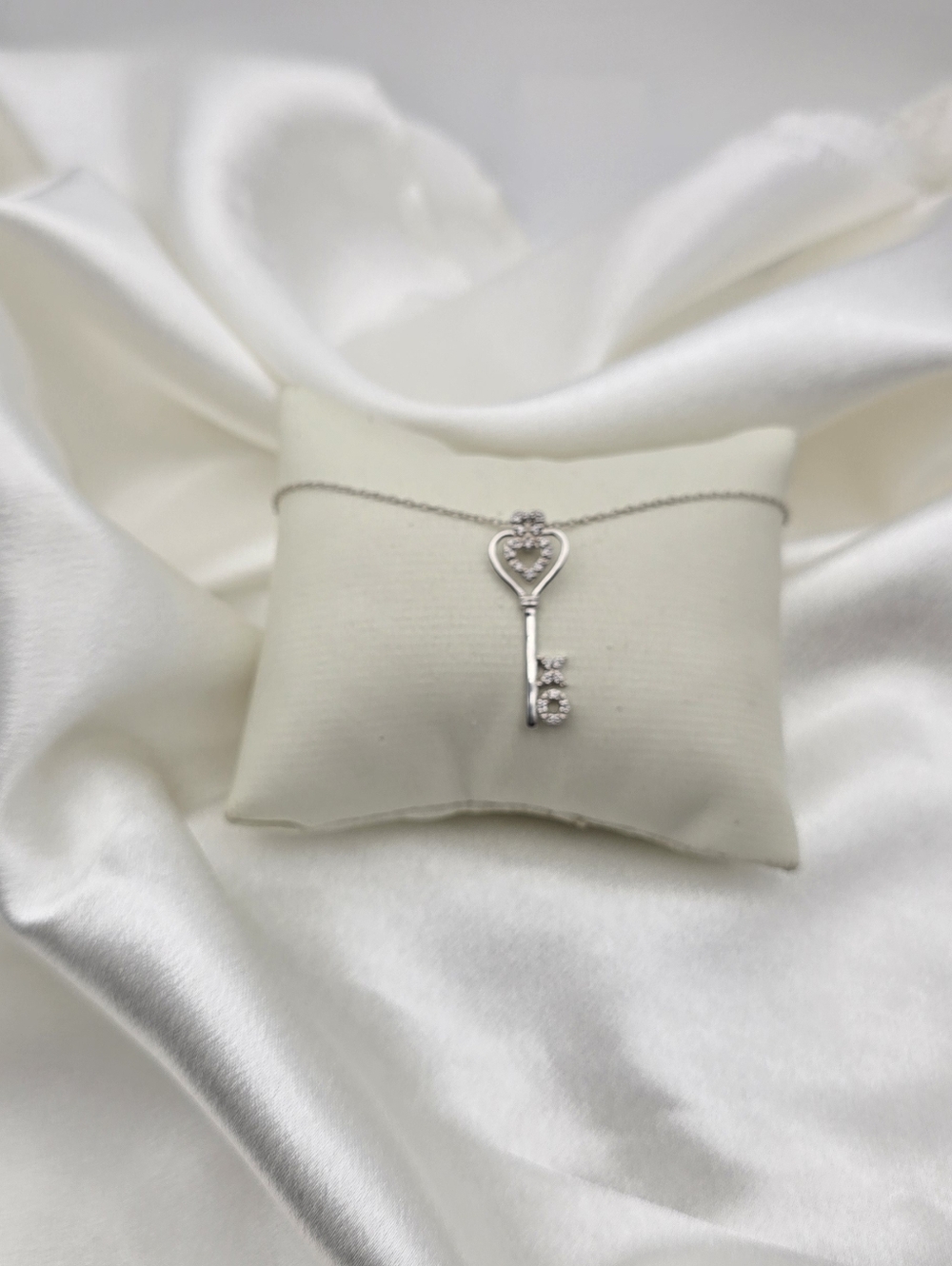 Sterling Silver 925 XO Key Pendant Necklace
